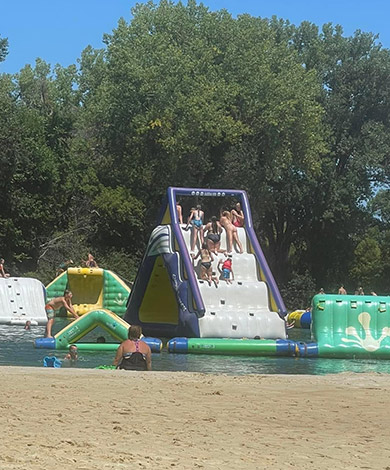 May 22-25: Memorial Day Weekend (3 Night Minimum)